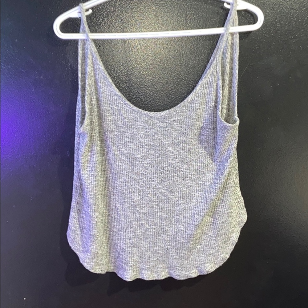 Cute grey flowy top - Picture 1 of 1